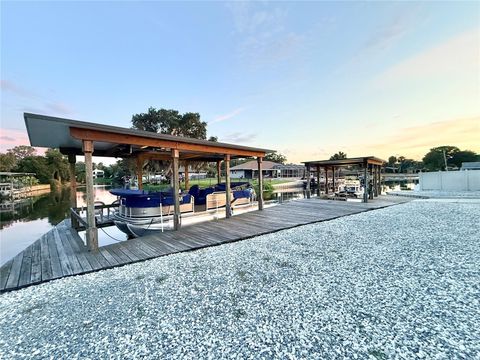 Tiny photo for 209 W Delaware Street, Tavares, FL 32778 (MLS # G5114162)