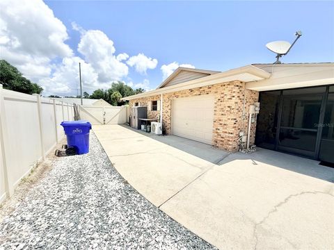 Tiny photo for 209 W Delaware Street, Tavares, FL 32778 (MLS # G5114162)