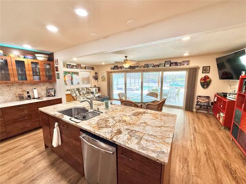 Tiny photo for 209 W Delaware Street, Tavares, FL 32778 (MLS # G5114162)
