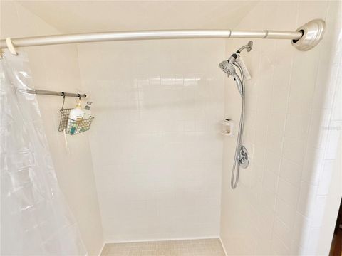 Tiny photo for 209 W Delaware Street, Tavares, FL 32778 (MLS # G5114162)