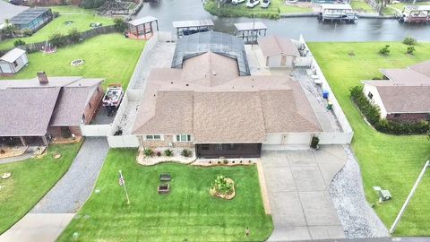 Tiny photo for 209 W Delaware Street, Tavares, FL 32778 (MLS # G5114162)