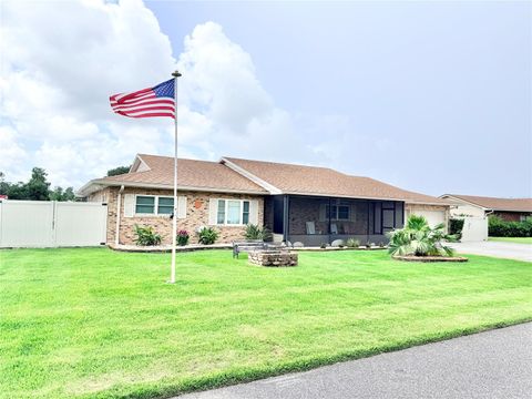 Tiny photo for 209 W Delaware Street, Tavares, FL 32778 (MLS # G5114162)