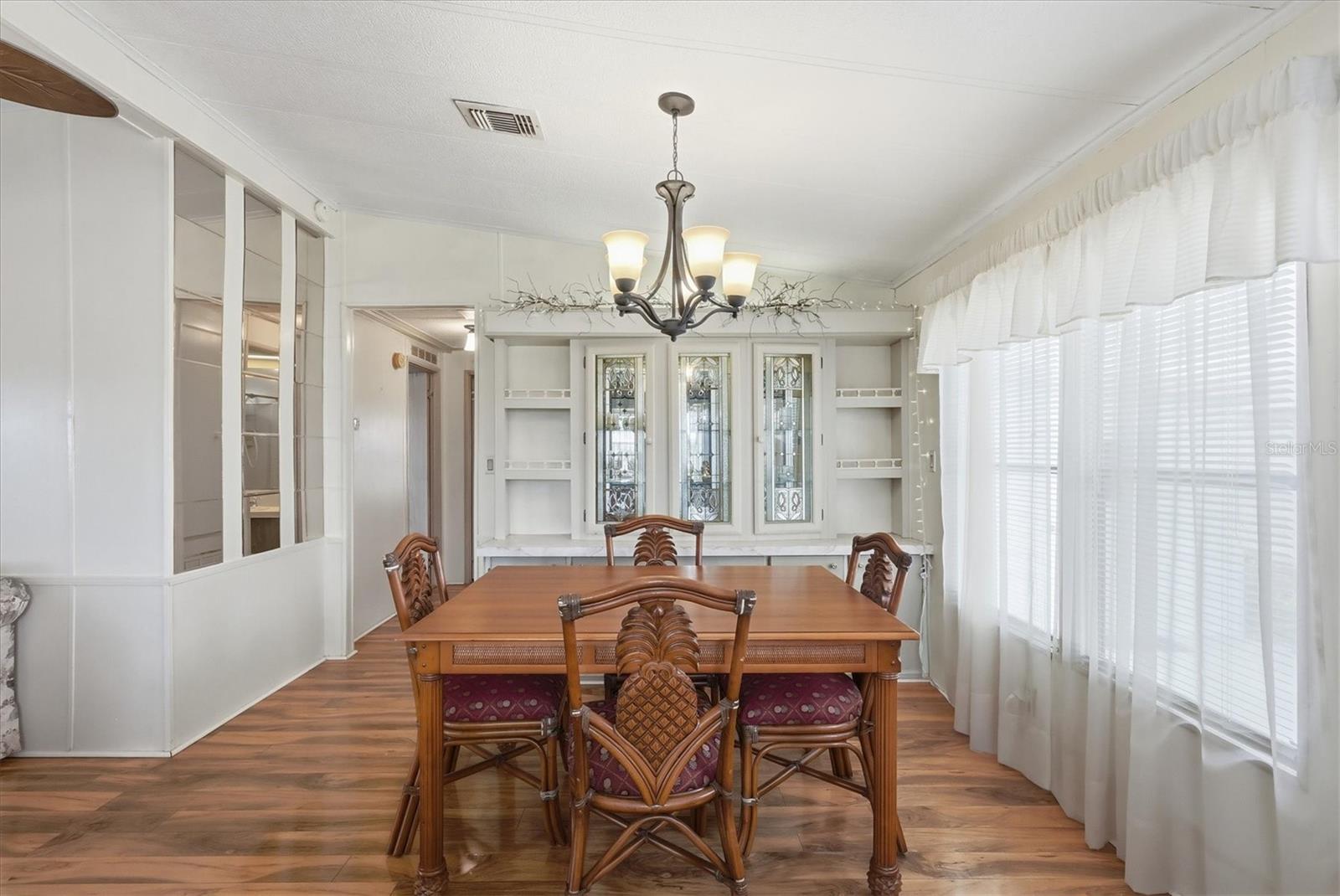 LA CASA MHP CO-OP - Residential