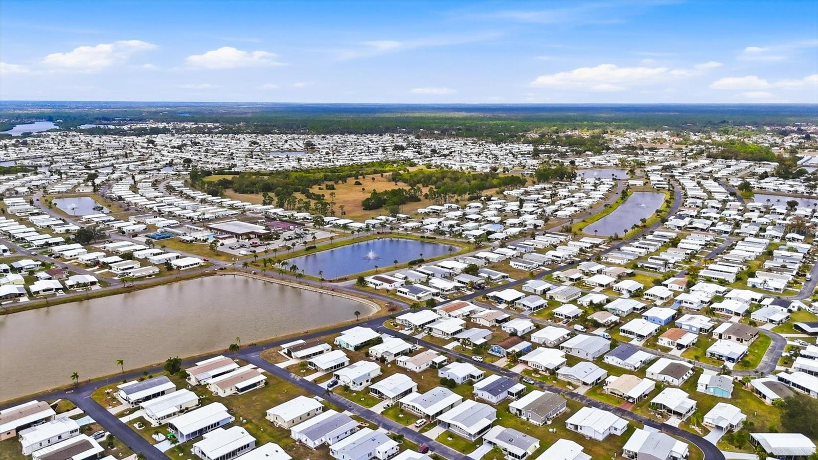 LA CASA MHP CO-OP - Residential