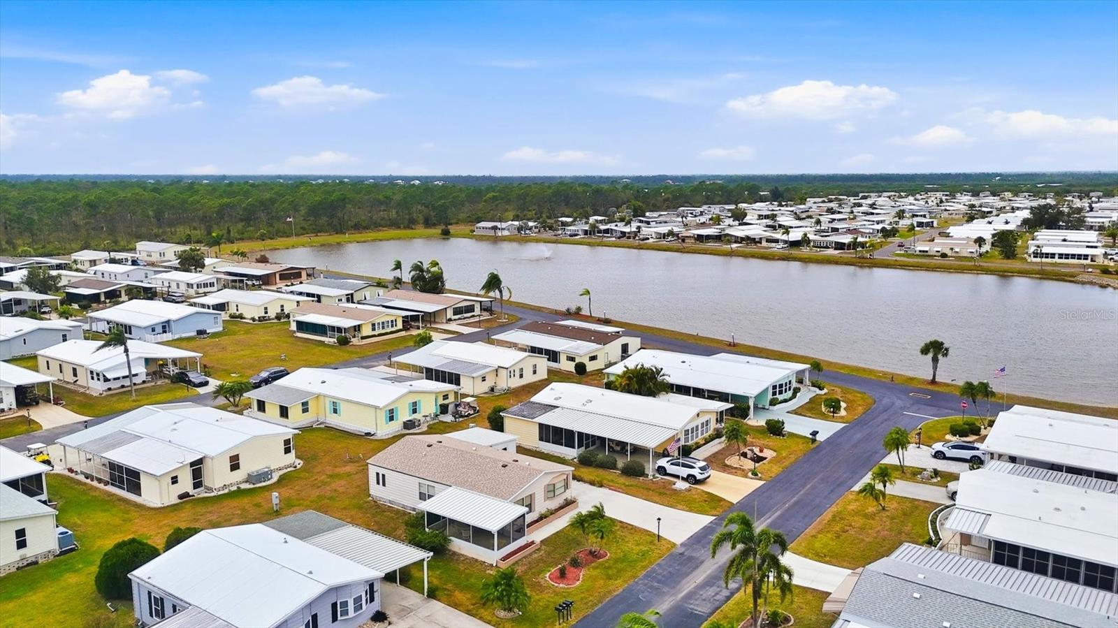 LA CASA MHP CO-OP - Residential