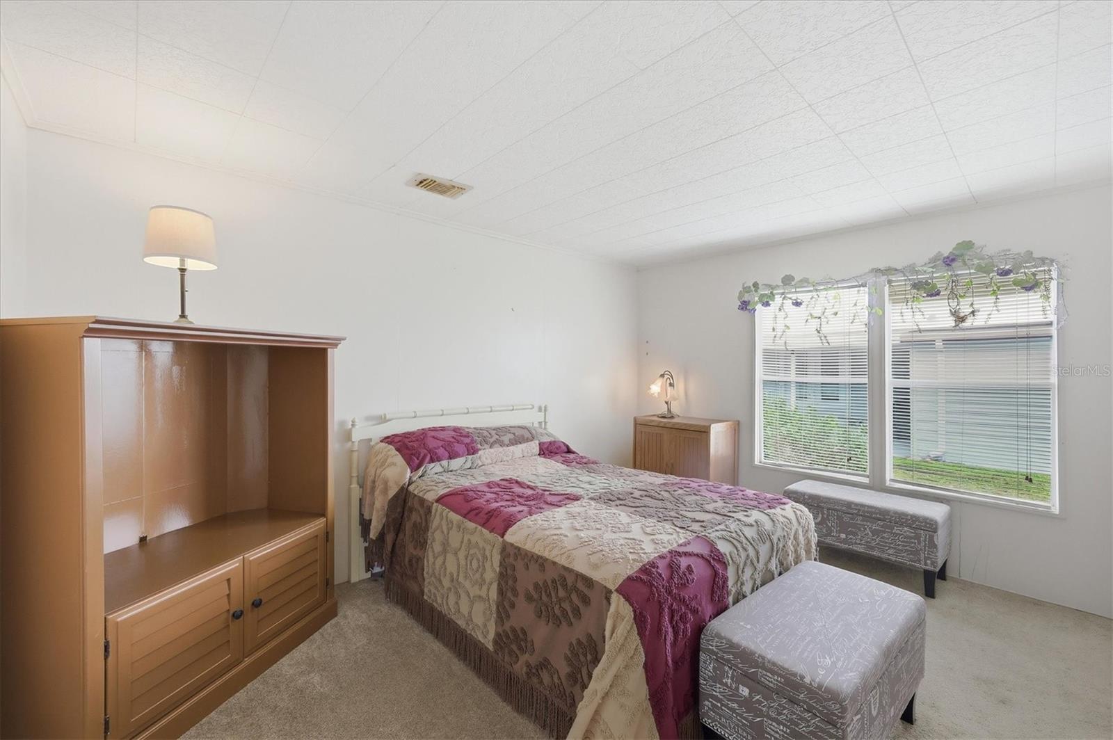 LA CASA MHP CO-OP - Residential