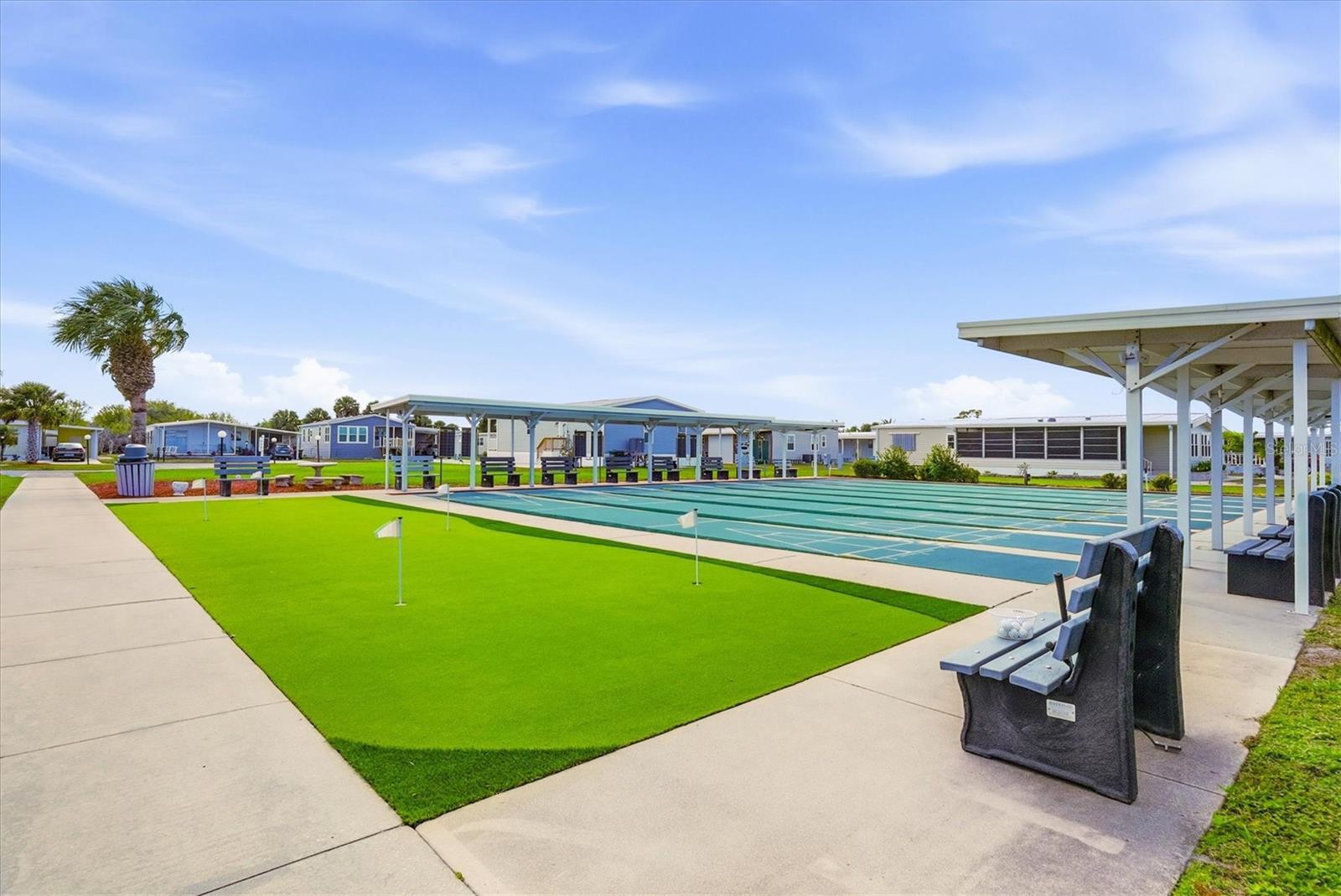 LA CASA MHP CO-OP - Residential