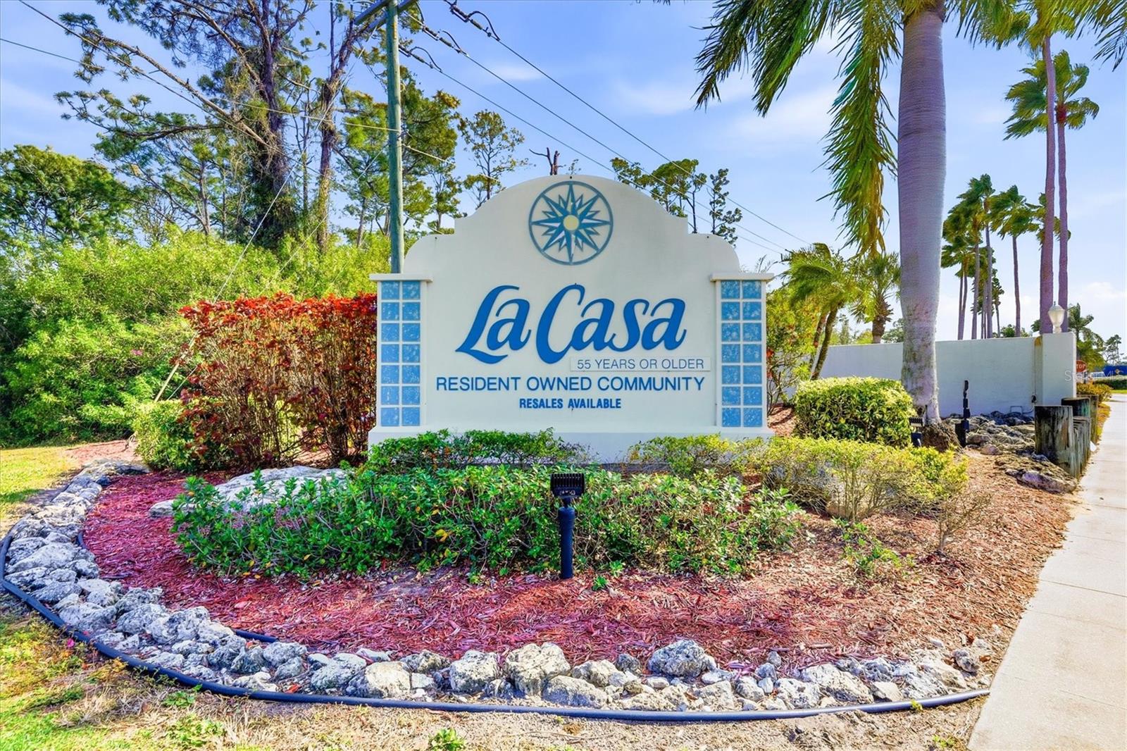 LA CASA MHP CO-OP - Residential