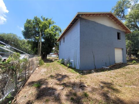 A home in SEFFNER