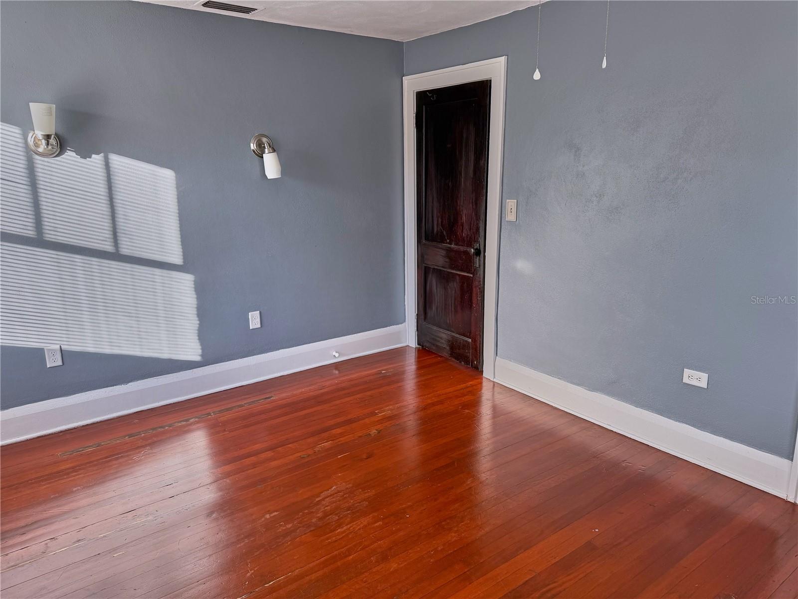 SEFFNER PARK - Residential