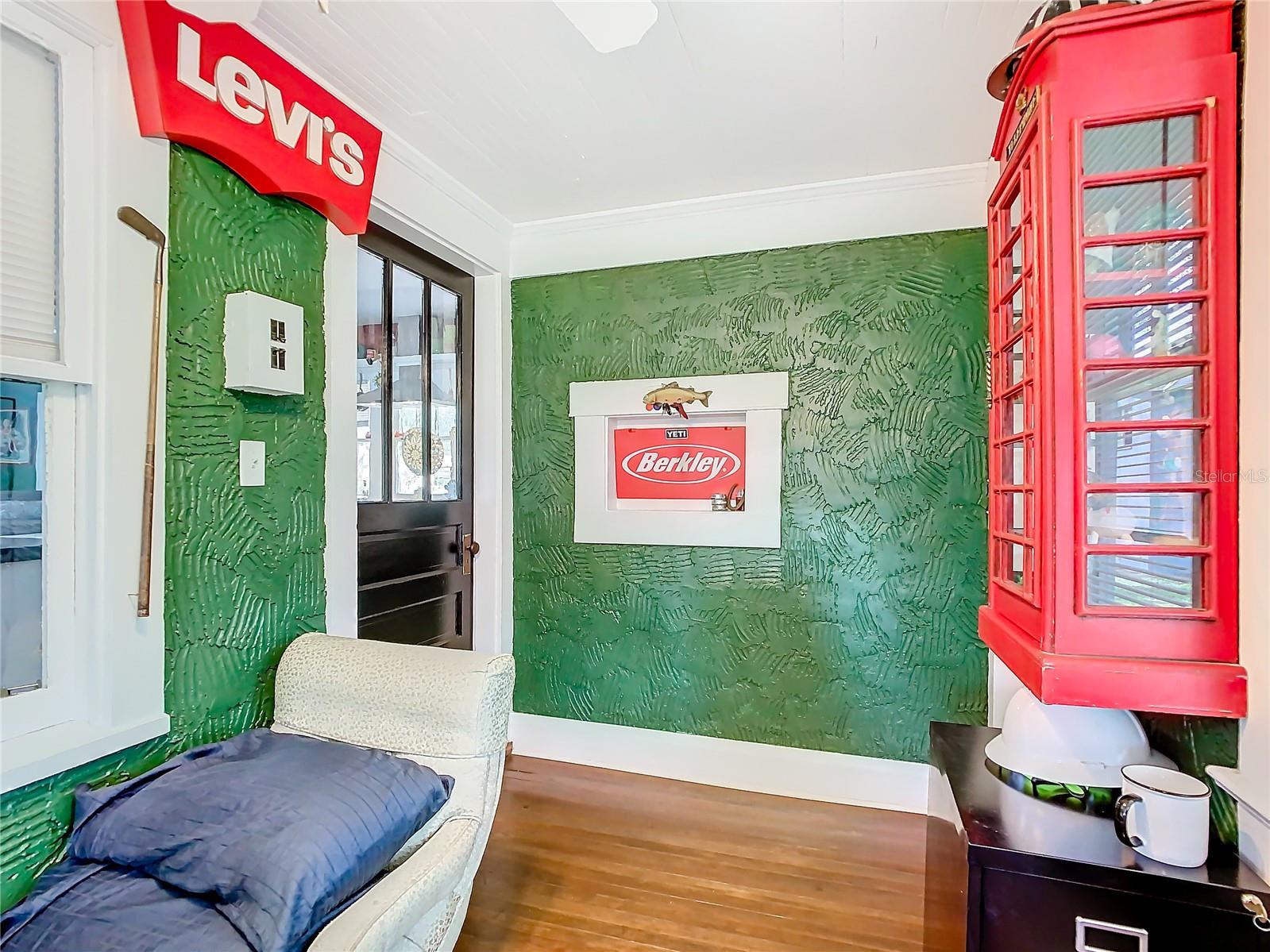 SEFFNER PARK - Residential