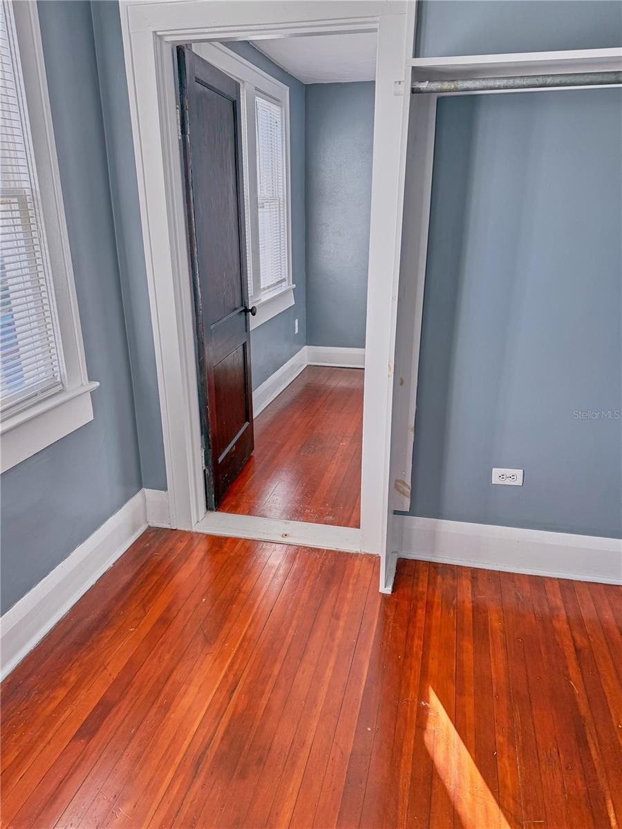 SEFFNER PARK - Residential