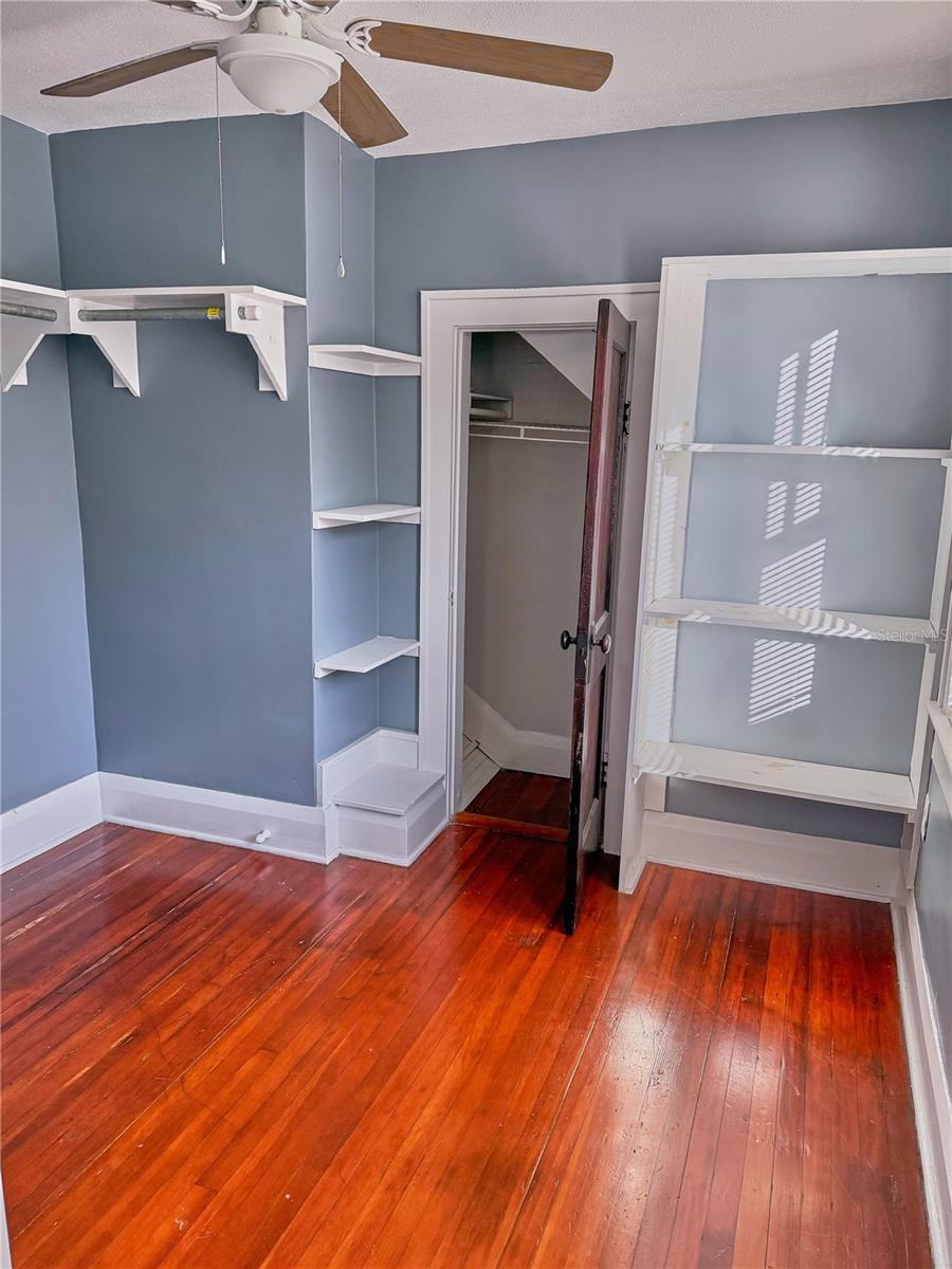 SEFFNER PARK - Residential