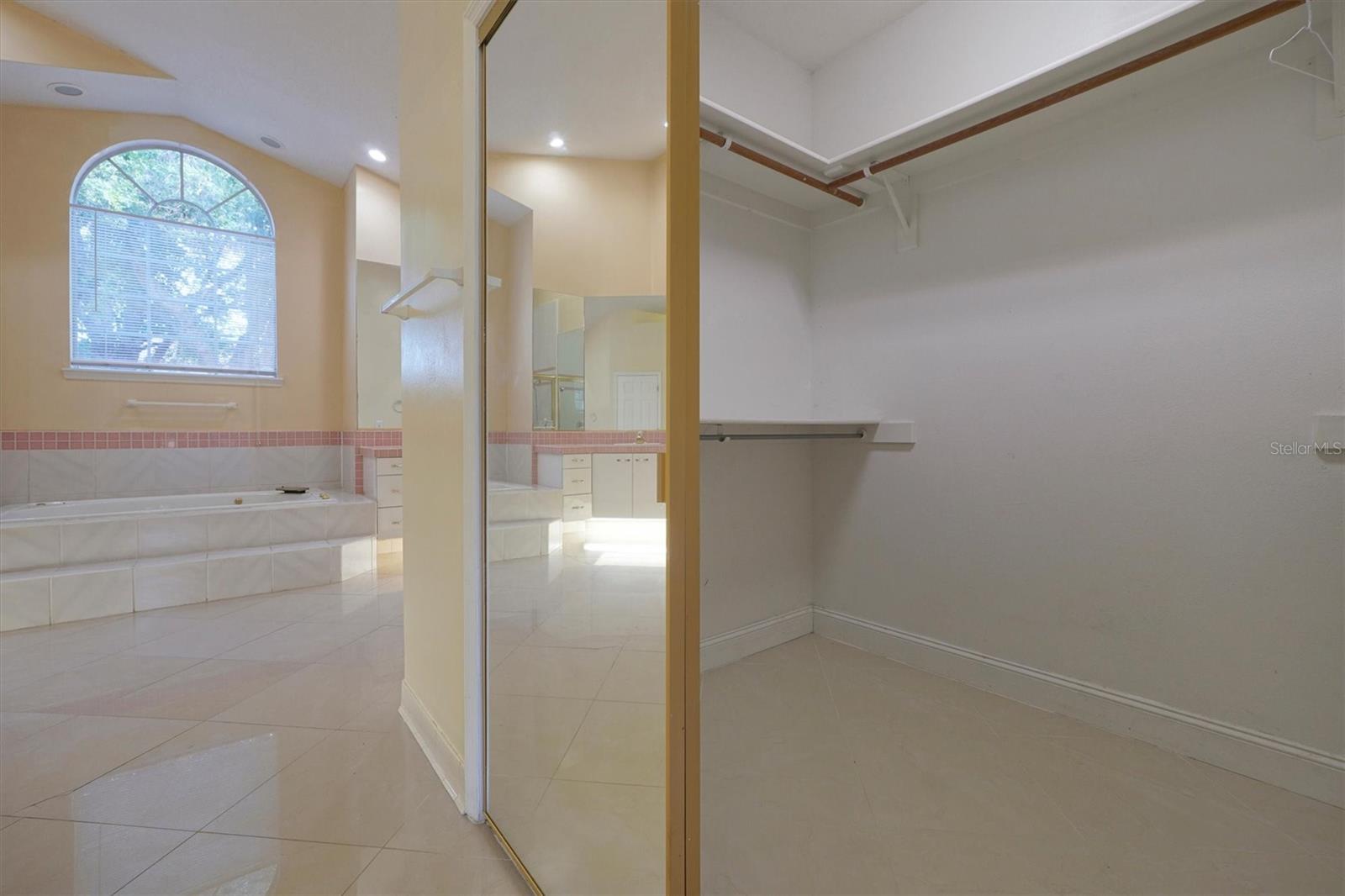 FAIRWAY COVE - Residential Lease