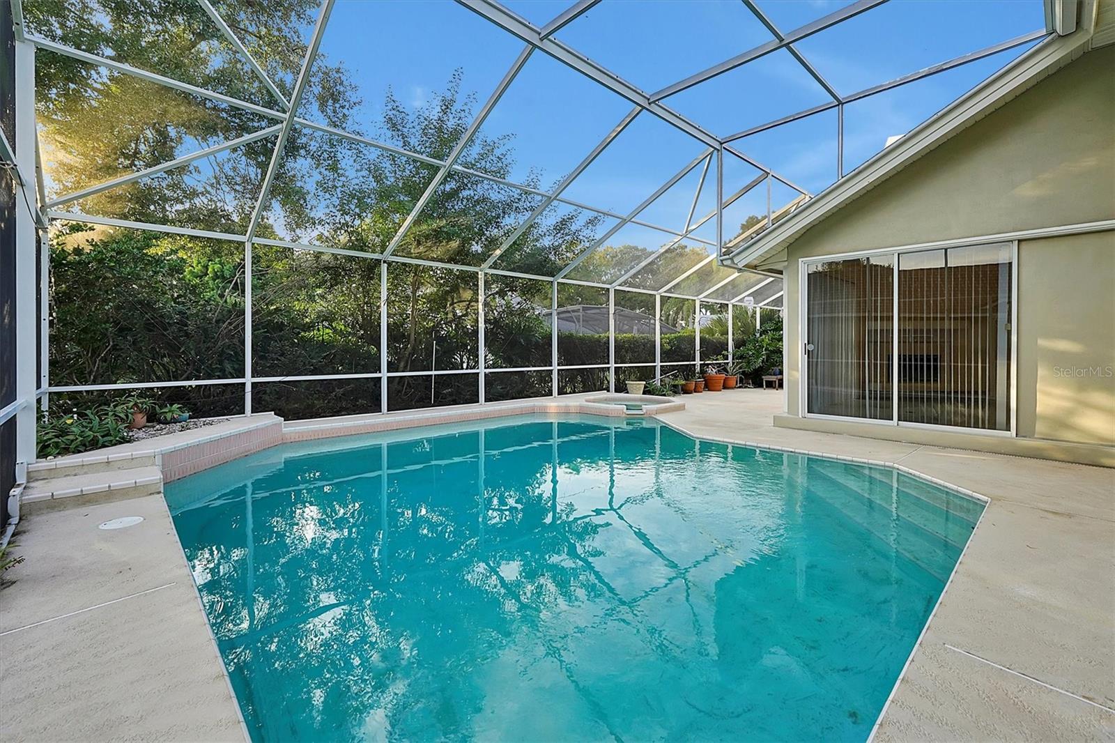 FAIRWAY COVE - Residential Lease