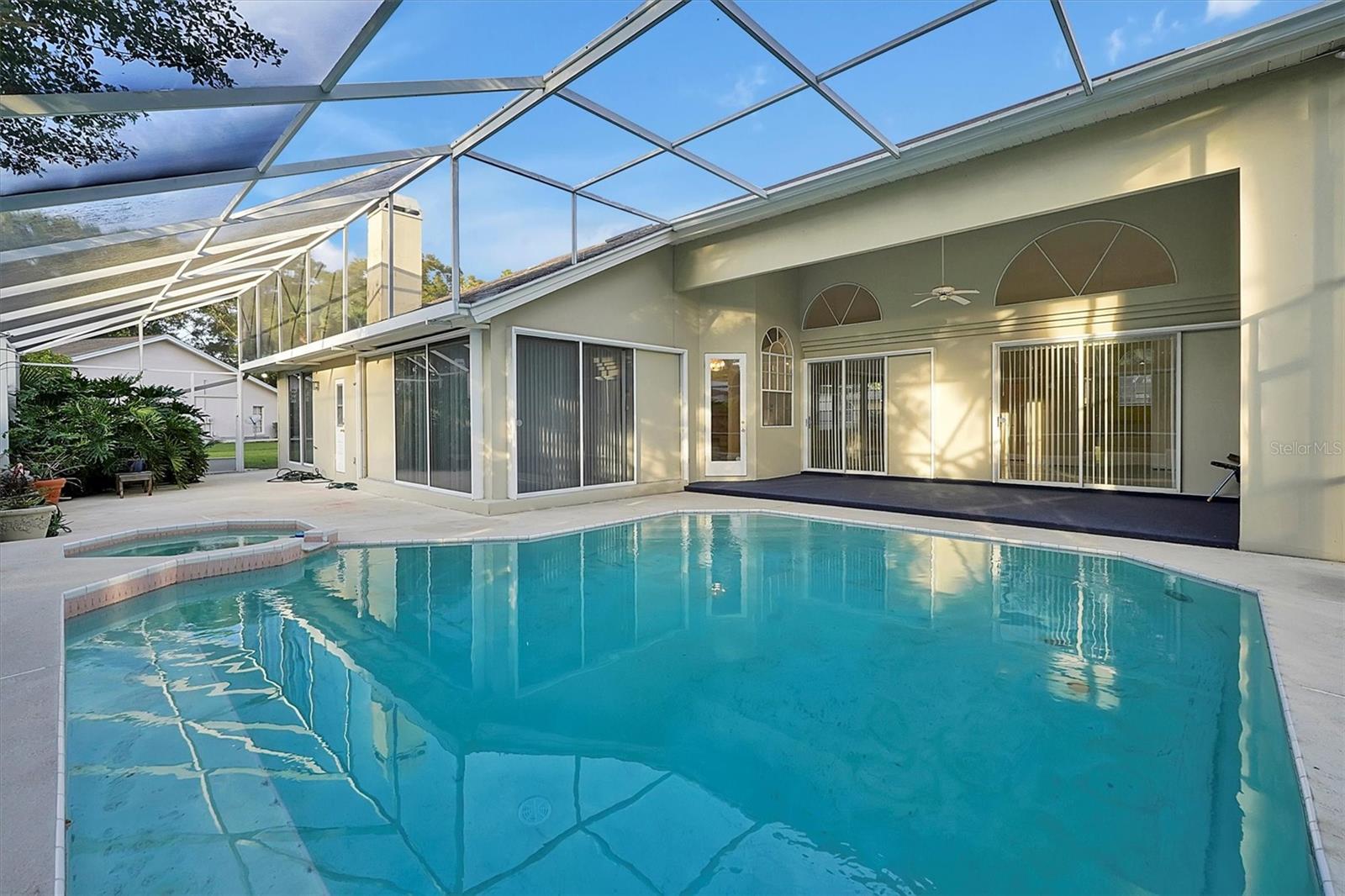 FAIRWAY COVE - Residential Lease