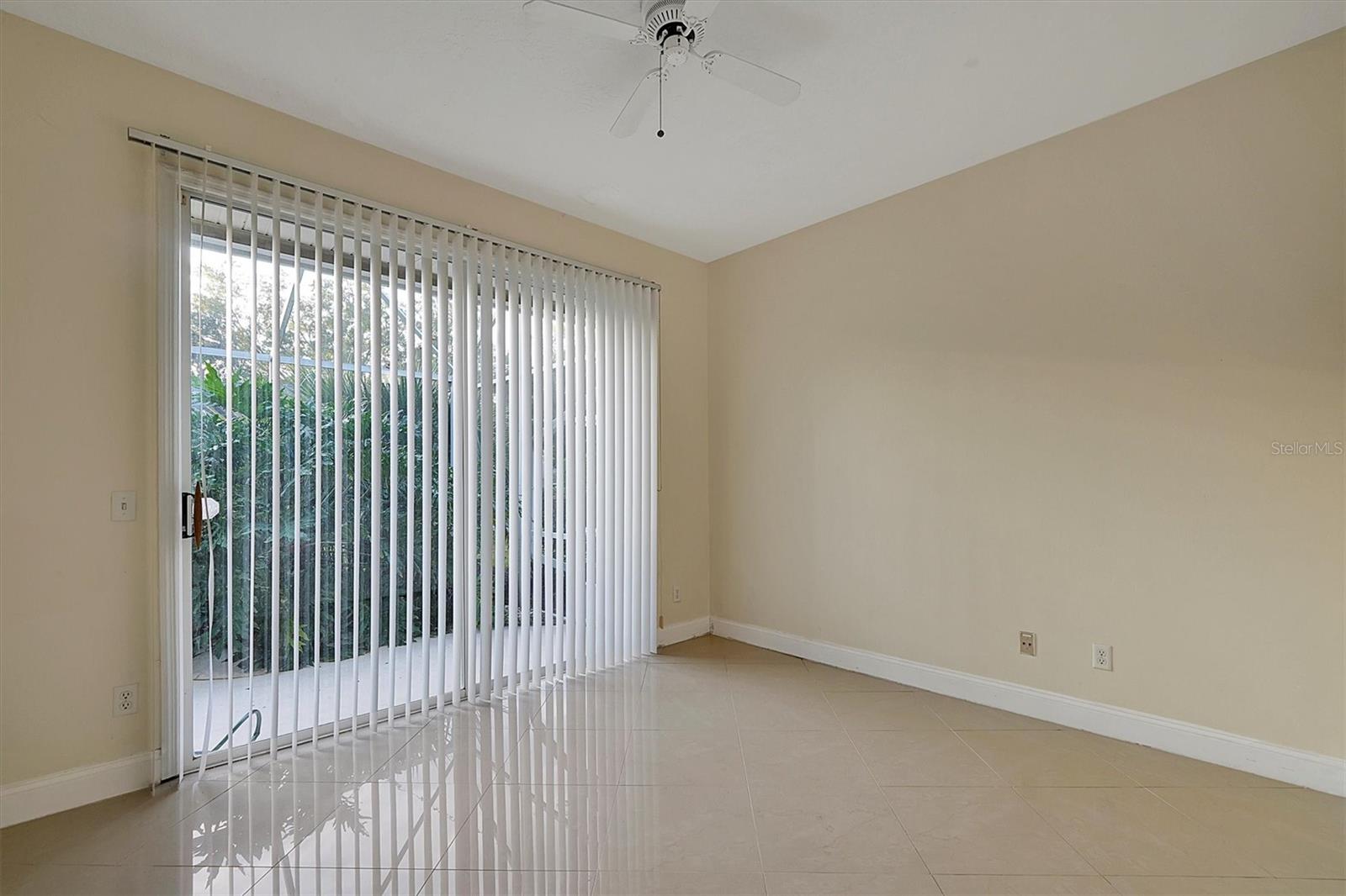 FAIRWAY COVE - Residential Lease