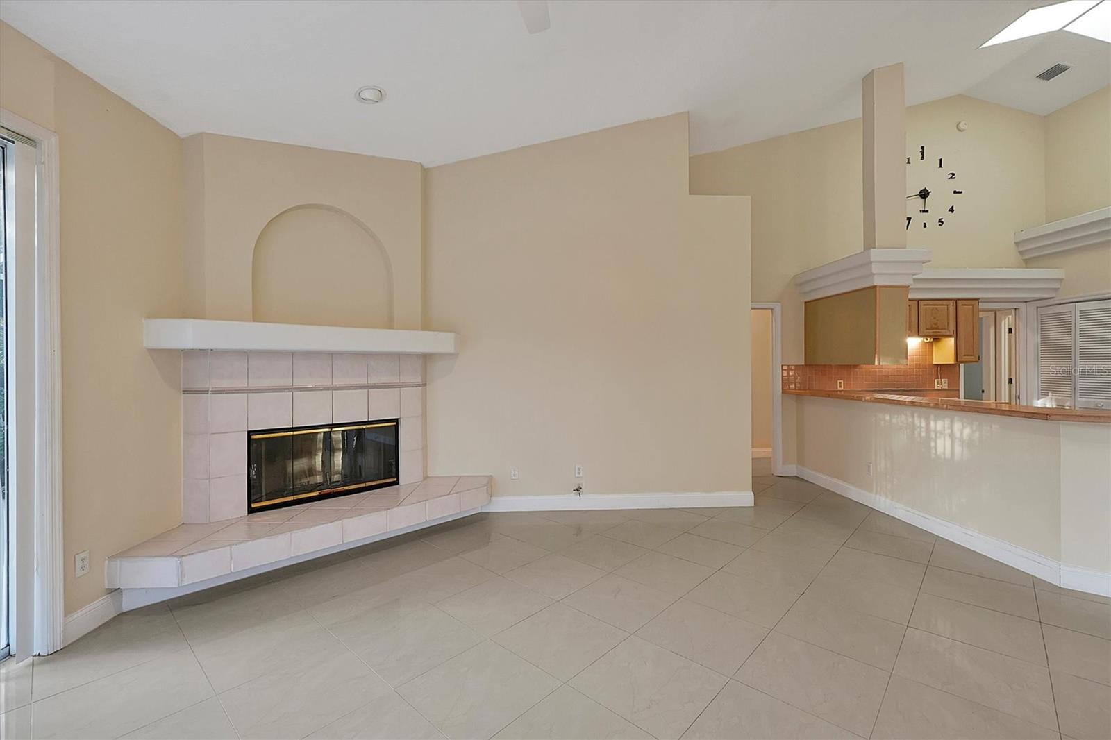 FAIRWAY COVE - Residential Lease