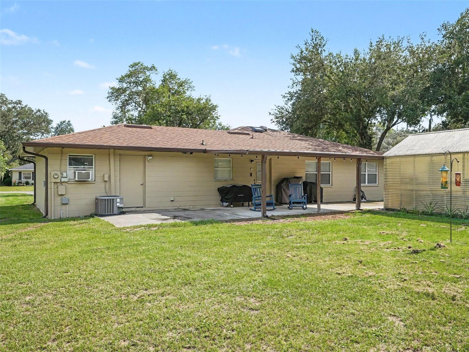 2811 JOHN DAVID PLACE