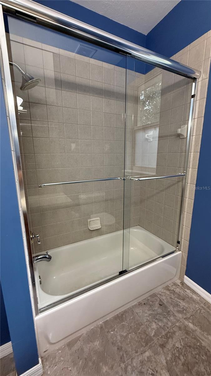 SUMMIT DOWNS - Residential