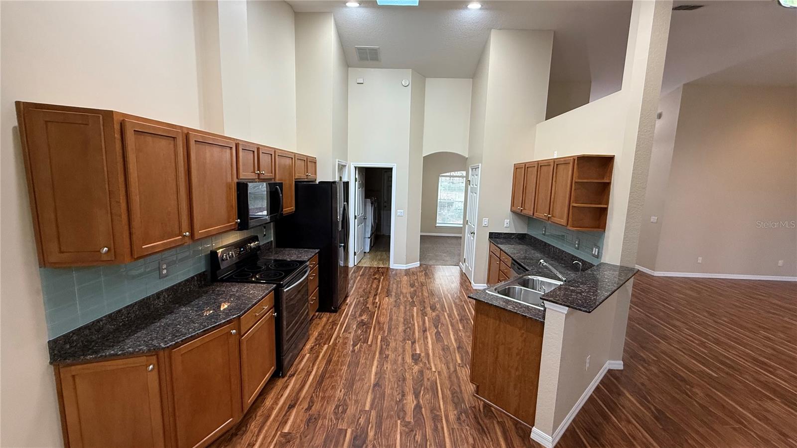 SUMMIT DOWNS - Residential