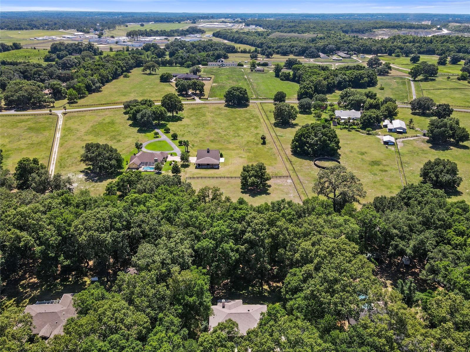 SUMMIT DOWNS - Residential