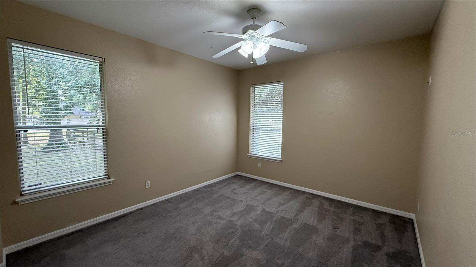 SUMMIT DOWNS - Residential