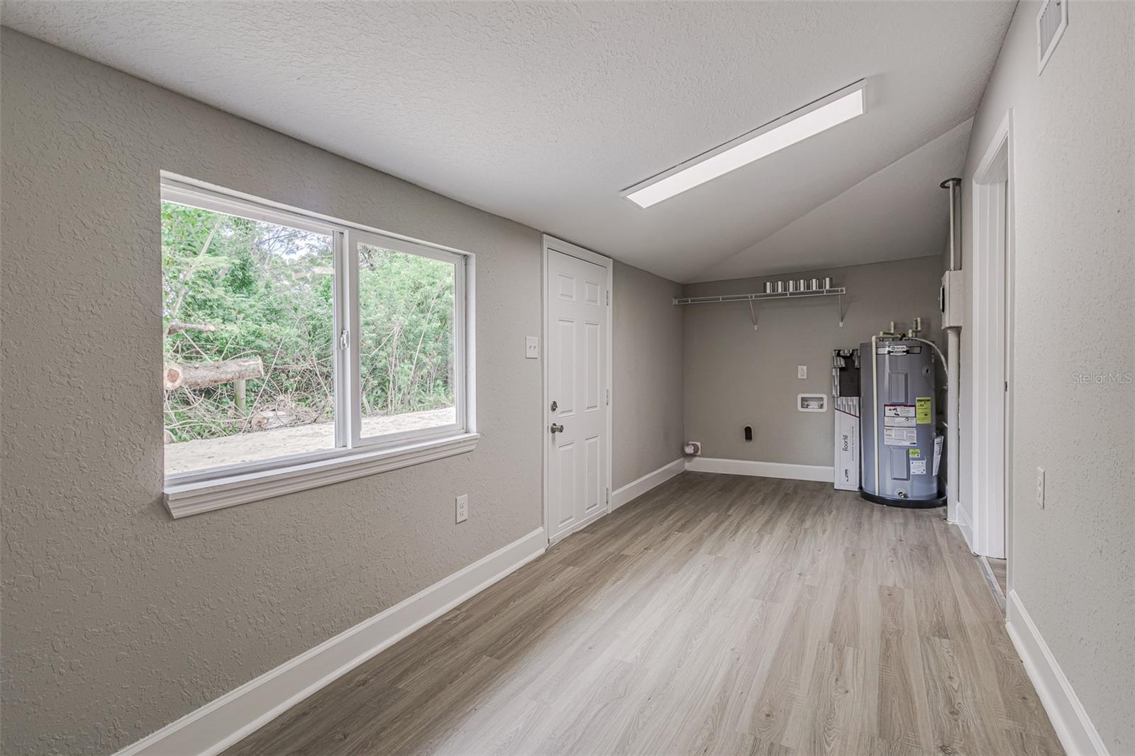 INWOOD - Residential