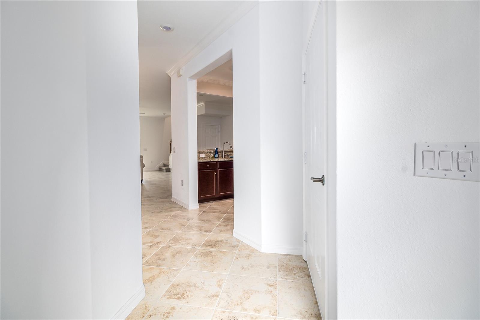 GRAN PARADISO - Residential Lease