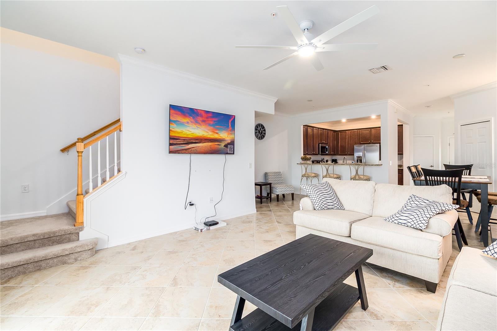 GRAN PARADISO - Residential Lease