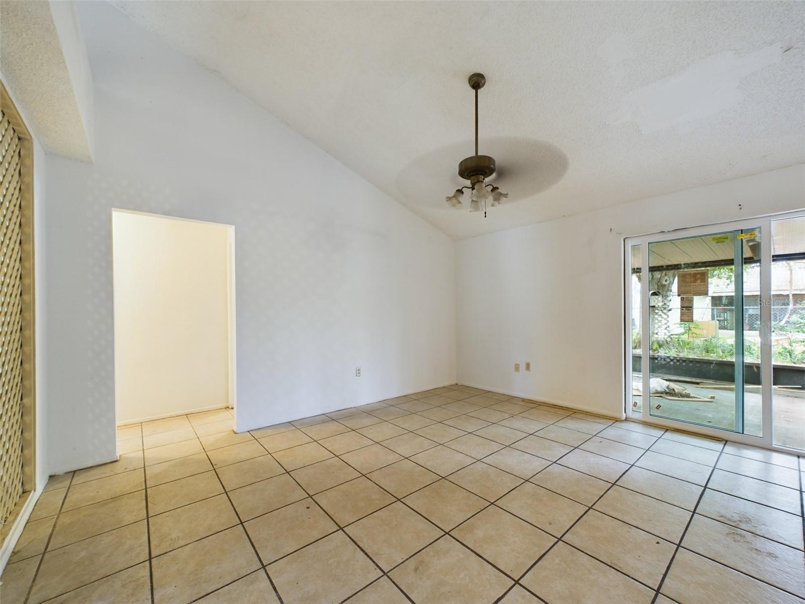 CINNAMON RIDGE - Residential