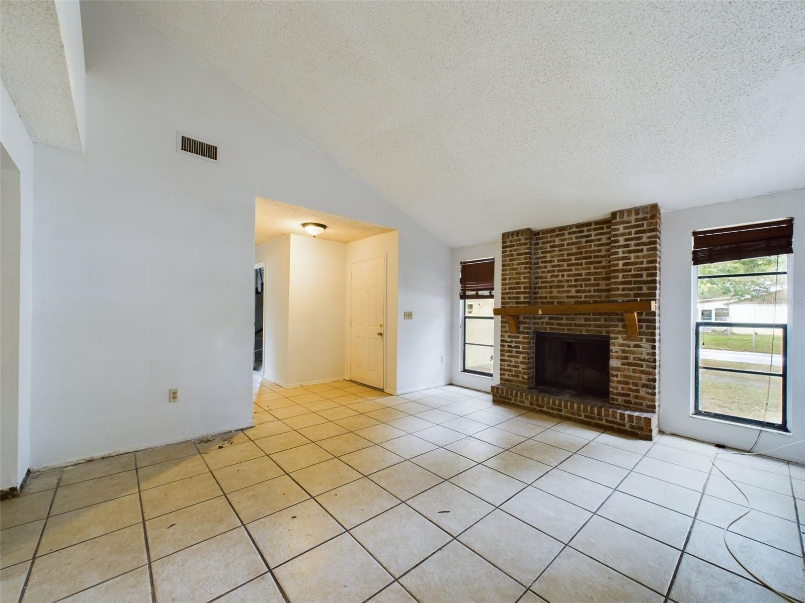 CINNAMON RIDGE - Residential