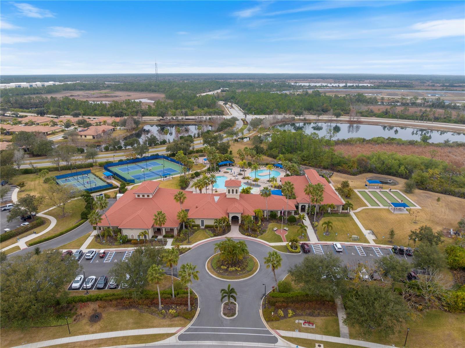 CYPRESS FALLS - Residential