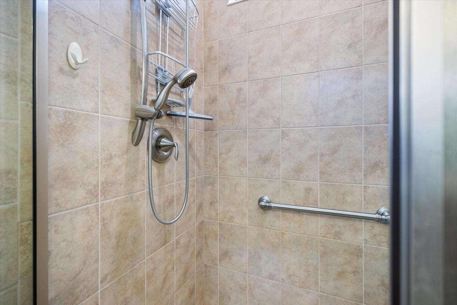 CYPRRESS FALLS - Residential