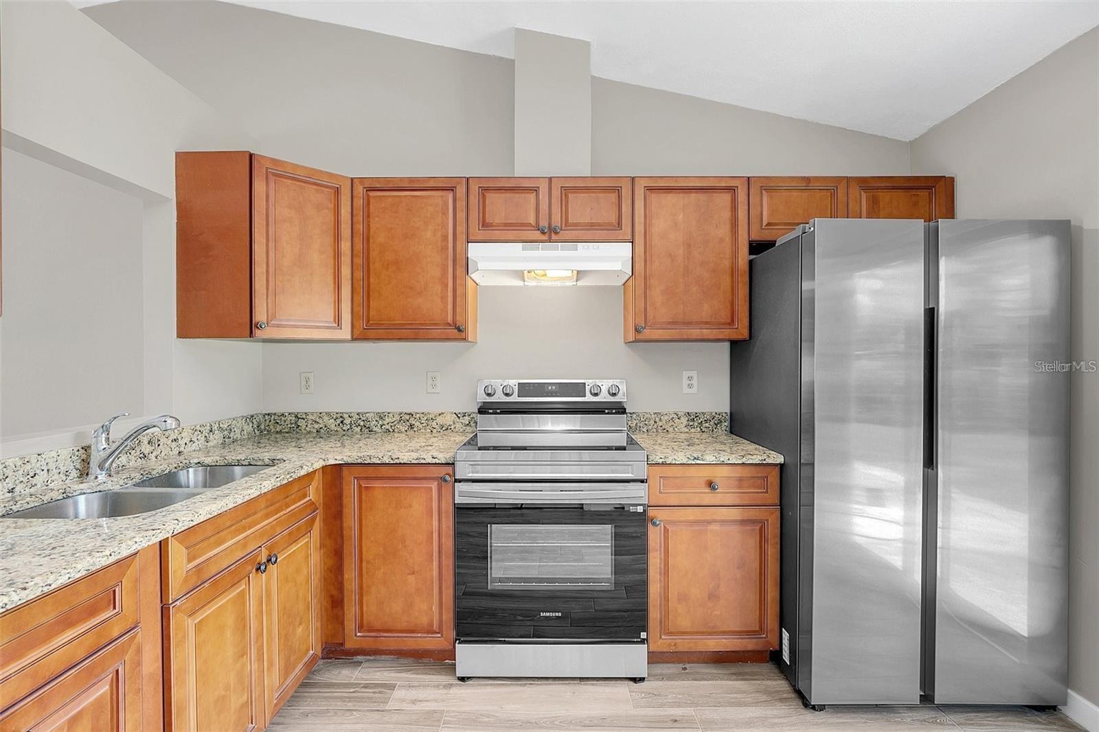 UNIVERSITY PLACE - Residential Lease