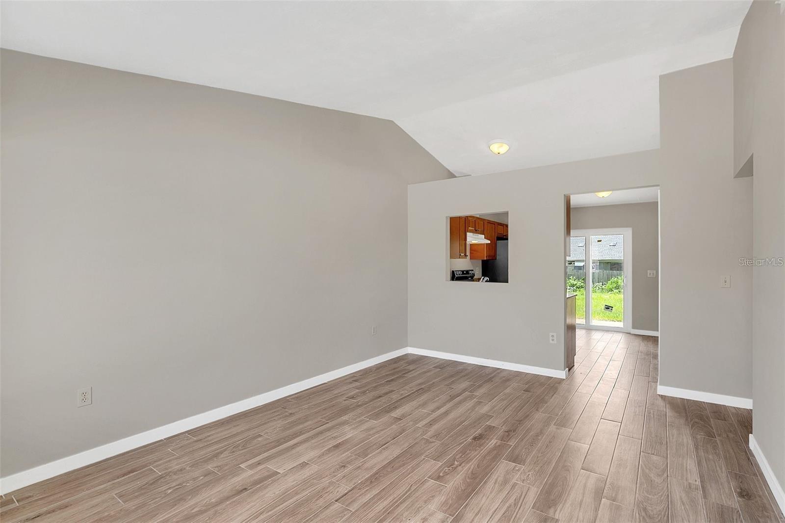 UNIVERSITY PLACE - Residential Lease