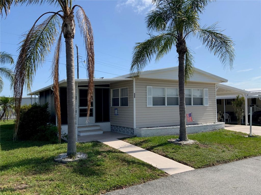 Photo of 609 49th A Avenue Drive E, Bradenton, FL 34203 (MLS # N6139170)