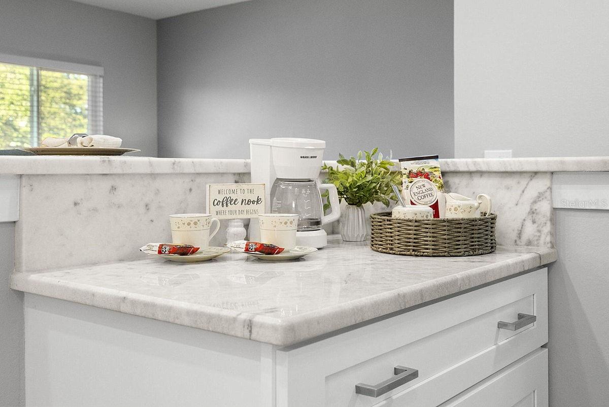 ON TOP OF THE WORLD - Residential