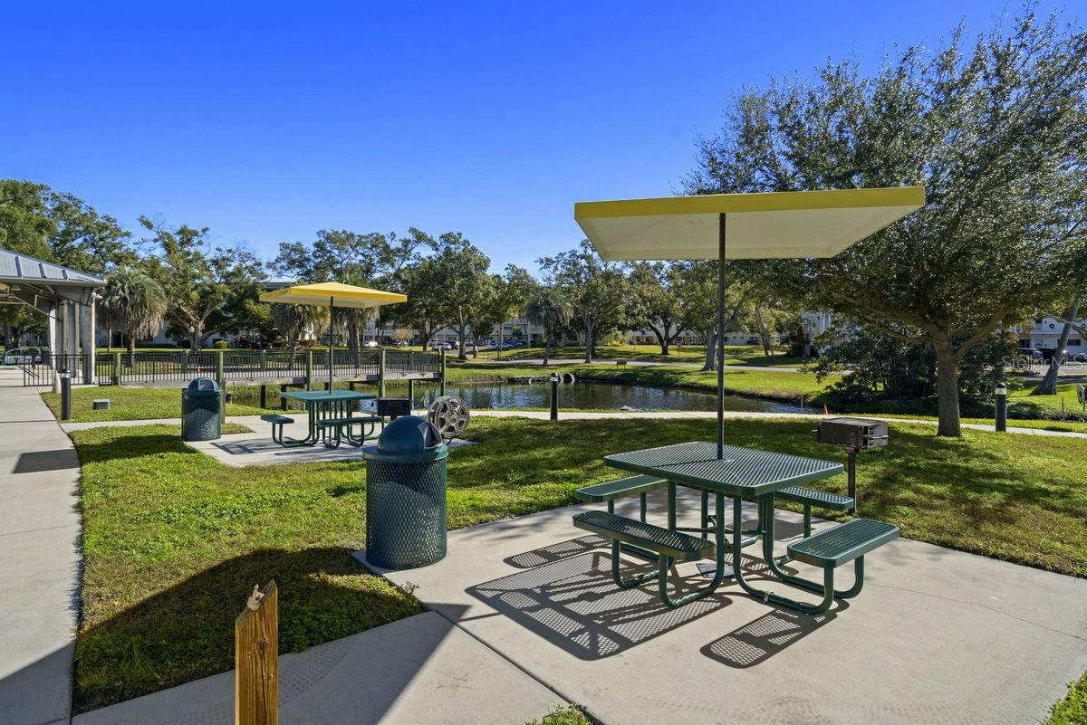 ON TOP OF THE WORLD - Residential