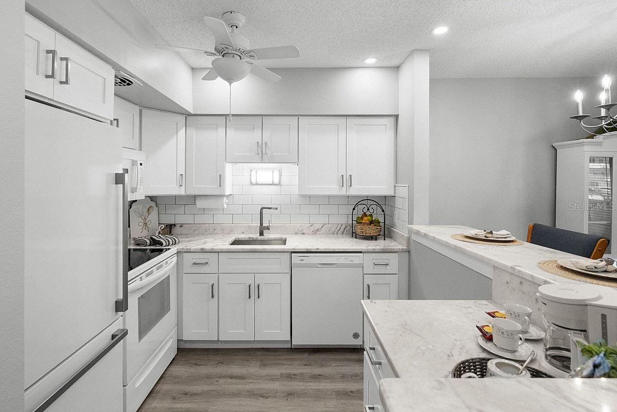 ON TOP OF THE WORLD - Residential