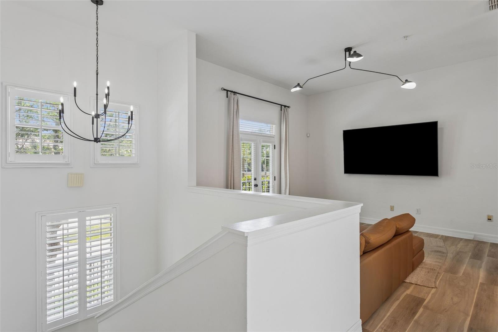 HARBOUR PLACE CITY HOMES A CON - Residential