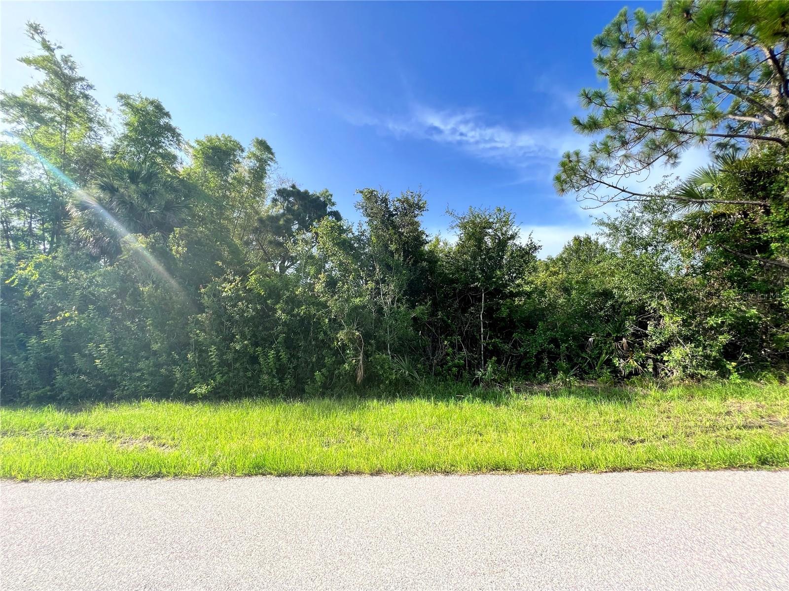 PORT CHARLOTTE SEC 052 - Land