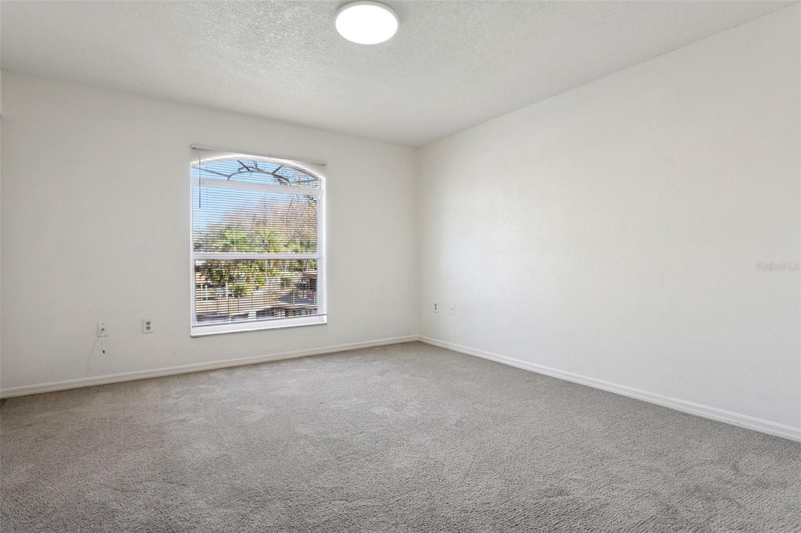 CARROLLWOOD COVE AT EMERALD GR - Residential