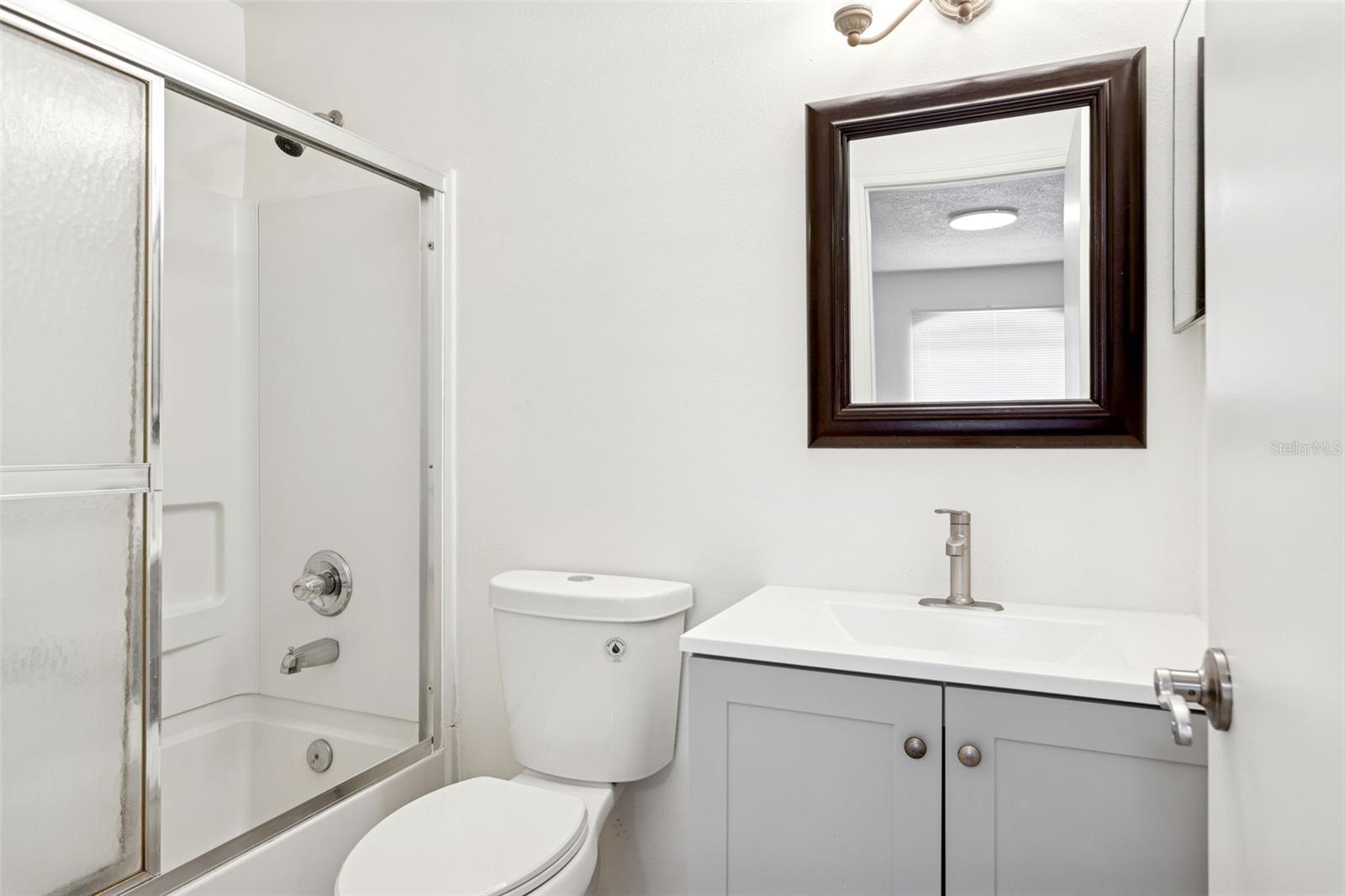 CARROLLWOOD COVE AT EMERALD GR - Residential