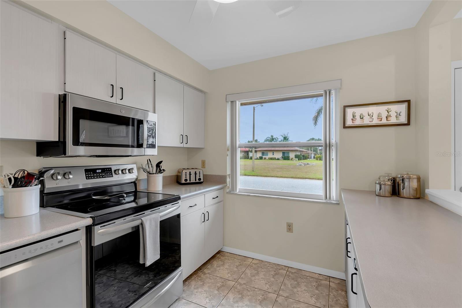 CAMBRIDGE VILLAGE - Residential