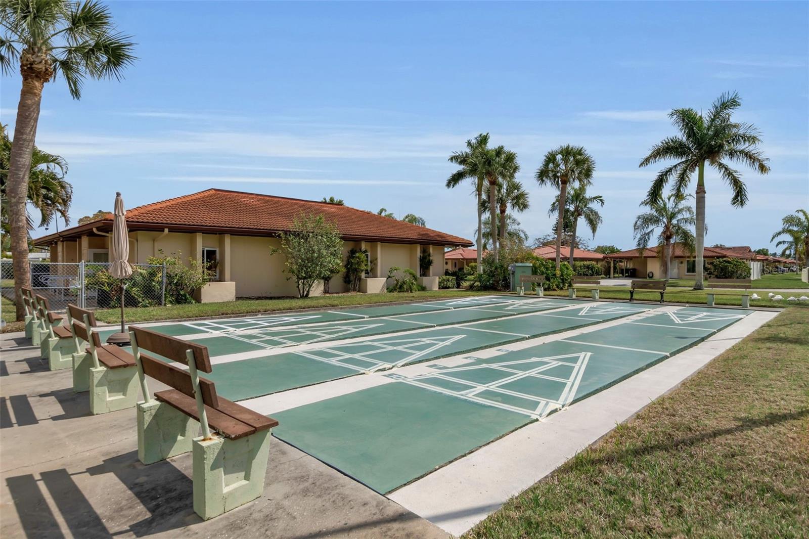 CAMBRIDGE VILLAGE - Residential