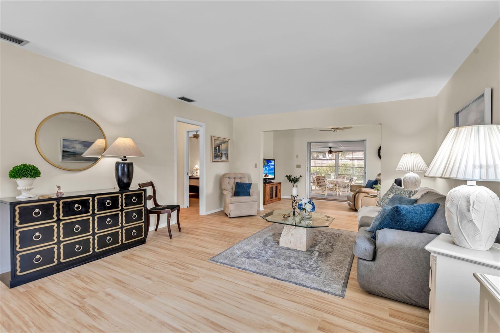 CAMBRIDGE VILLAGE - Residential