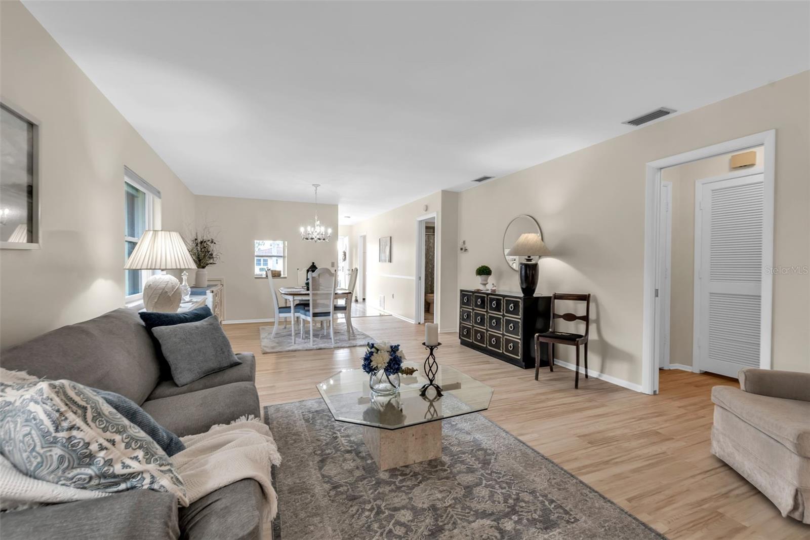 CAMBRIDGE VILLAGE - Residential