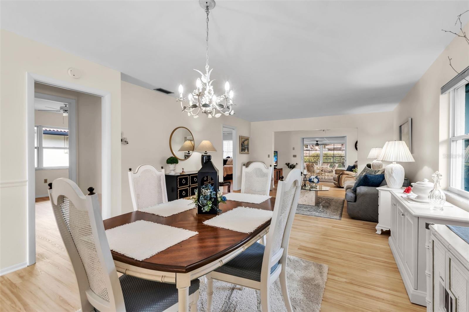 CAMBRIDGE VILLAGE - Residential