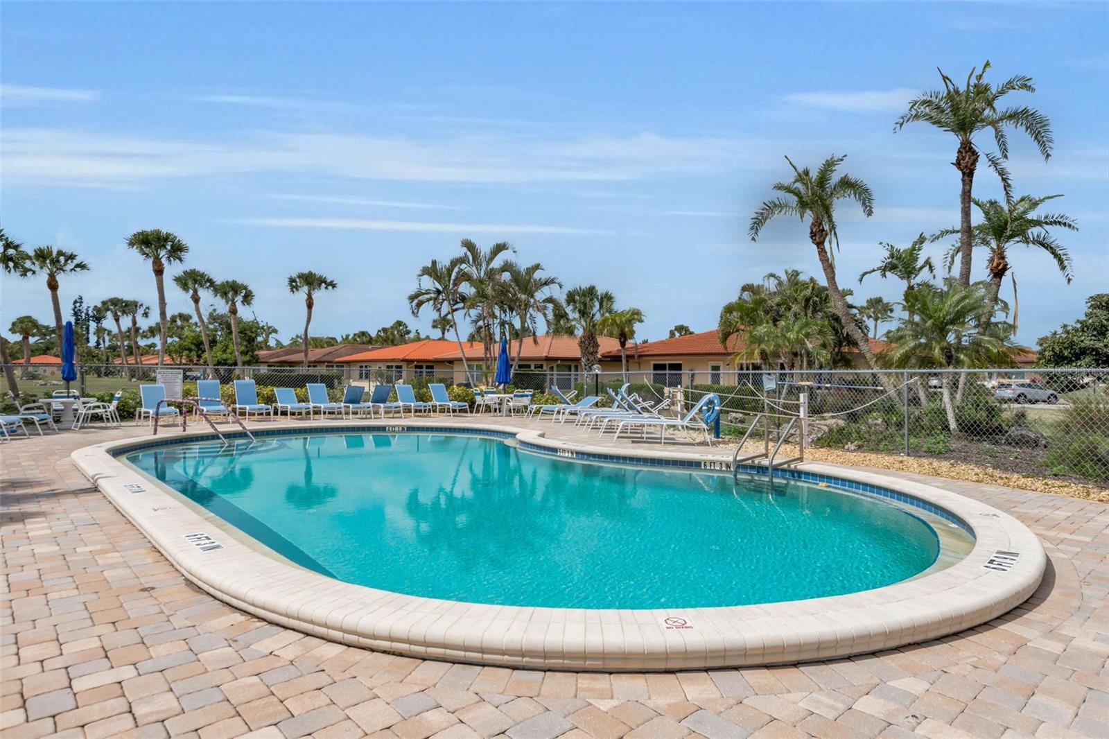 CAMBRIDGE VILLAGE - Residential